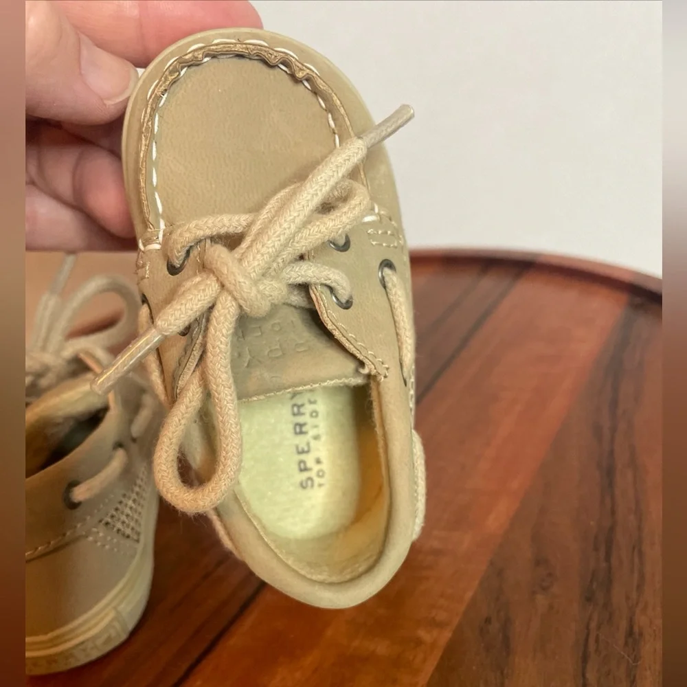 Sperry baby intrepid